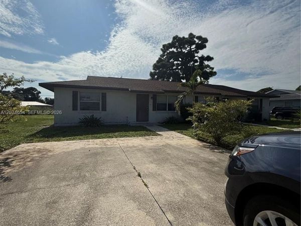 2679 Niagara Ave , Fort Pierce, FL 34946