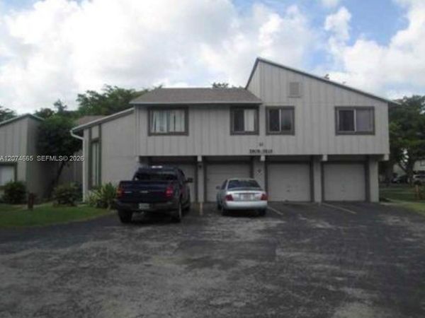 5810 NW 22nd St , Unit 21-B, Lauderhill, FL 33313