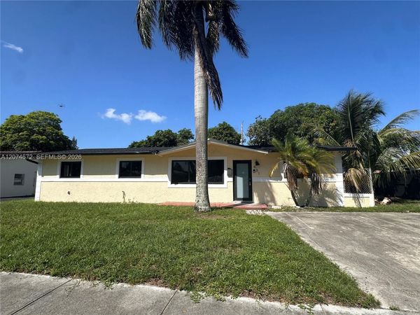 631 NW 37th Ave , Lauderhill, FL 33311