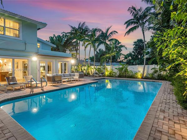 3317 NE 16th Ct, Fort Lauderdale, FL 33305