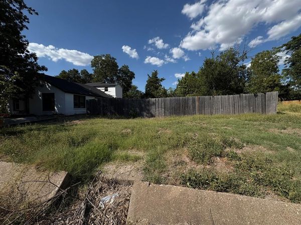 713 E Jefferson Street, Waxahachie, TX 75165