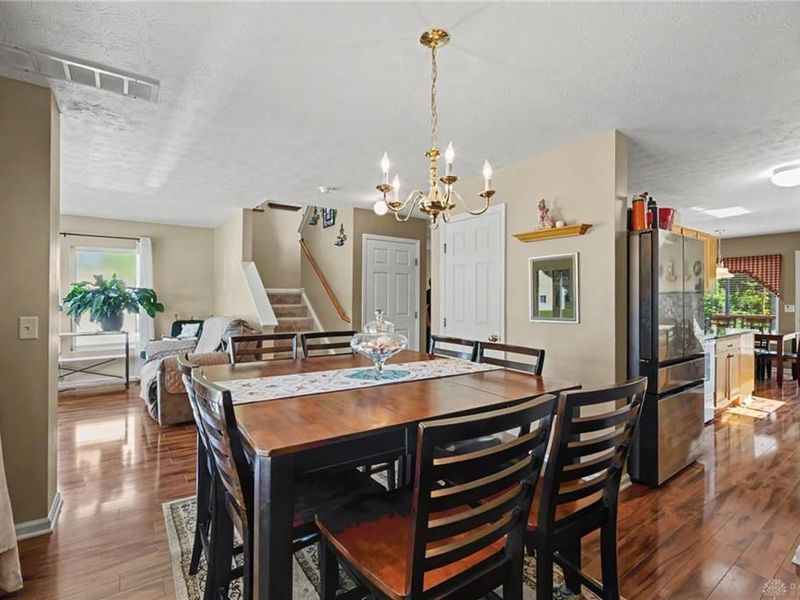 10237 Peacock Lane, Miamisburg, OH 45342 Photo 8