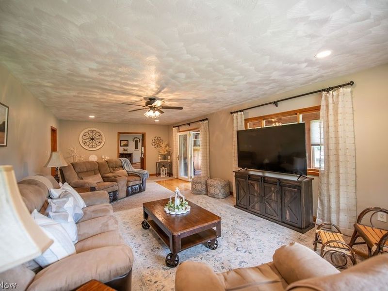 48800 Foxes Bottom Road, Cadiz, OH 43907 Photo 18