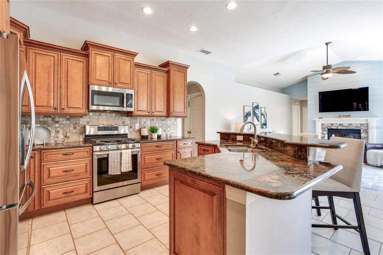 10116 Bennington Drive, Tampa, FL 33626 Photo