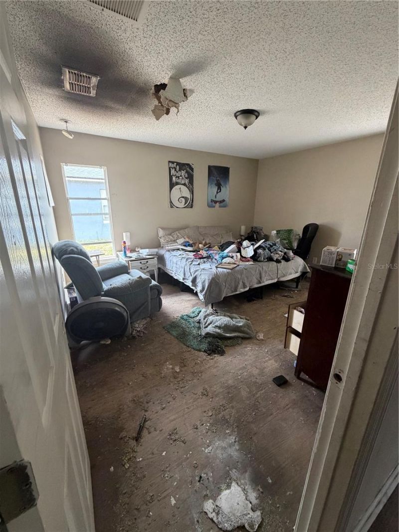 3997 Hillingdon Road , Tavares, FL 32778 Photo
