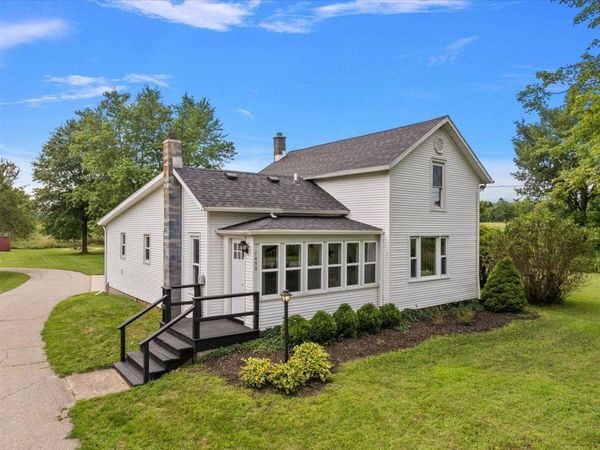 7453 Morse Lake Avenue SE, Alto, MI 49302
