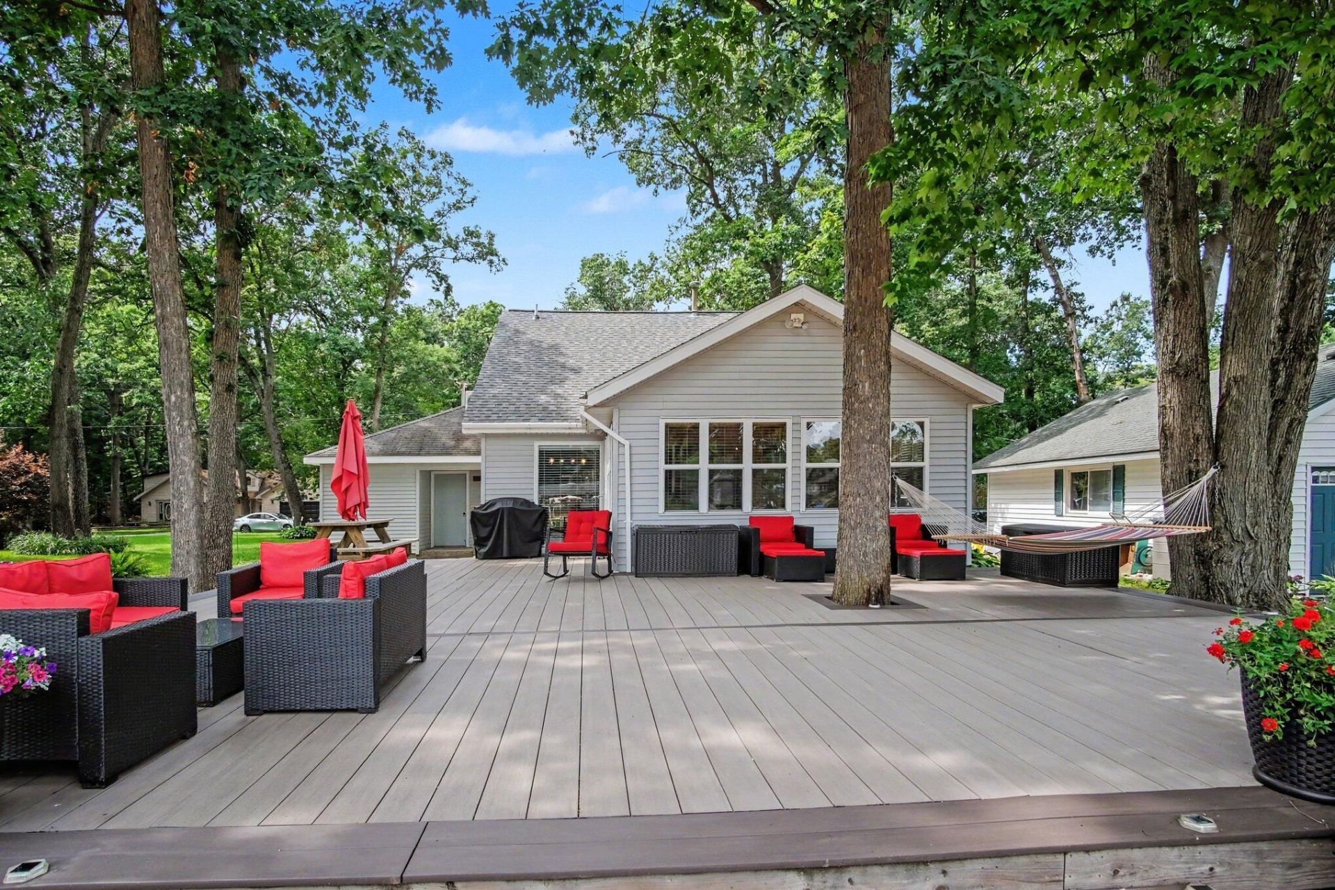 8570 Cochise Drive, Howard City, MI 49329 Main Photo