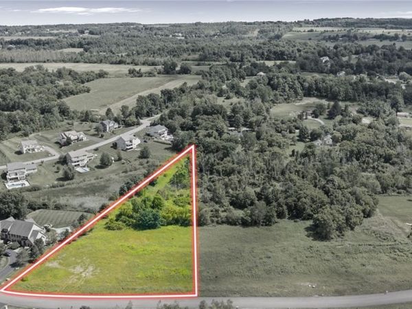 7111 Kittiwake , Pompey, NY 13138
