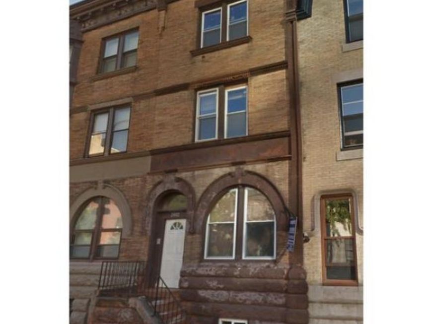 2402 Spruce Street, Philadelphia, PA 19103 Main Photo