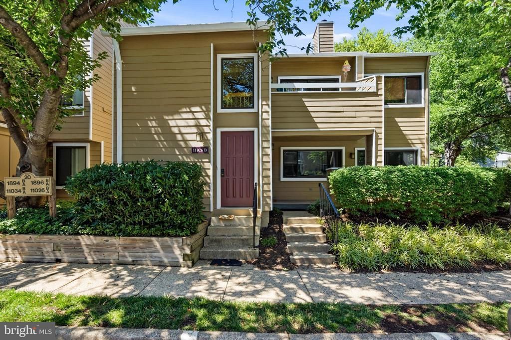 11026 A Villaridge Court, Reston, VA 20191 Main Photo