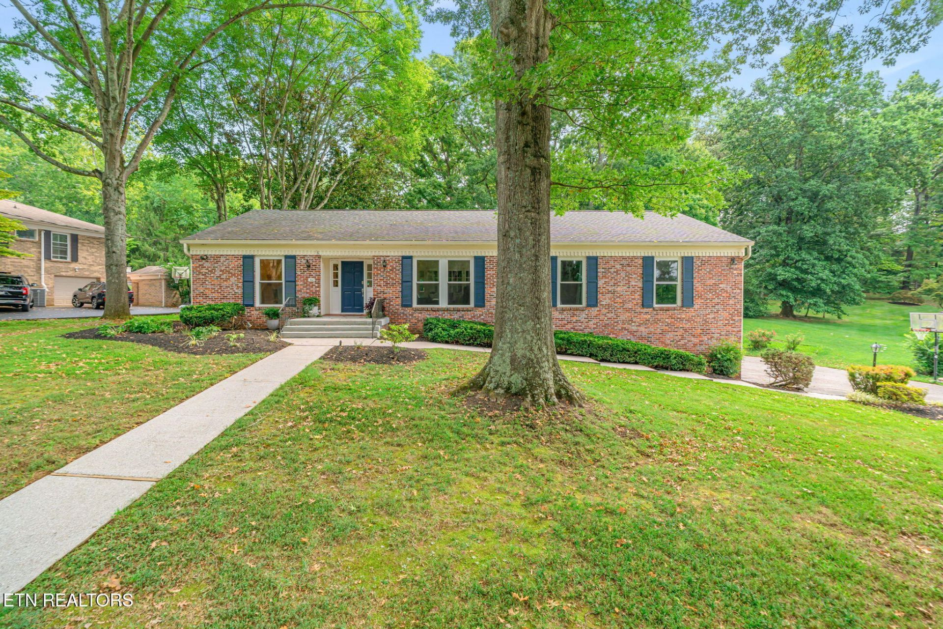 700 Kempton Rd, Knoxville, TN 37909 Main Photo