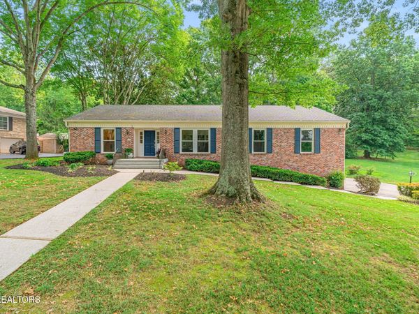 700 Kempton Rd, Knoxville, TN 37909