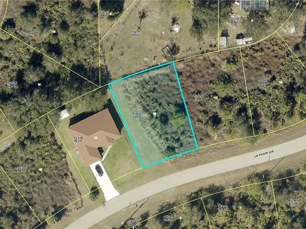 1935 Latham DR , LEHIGH ACRES, FL 33972