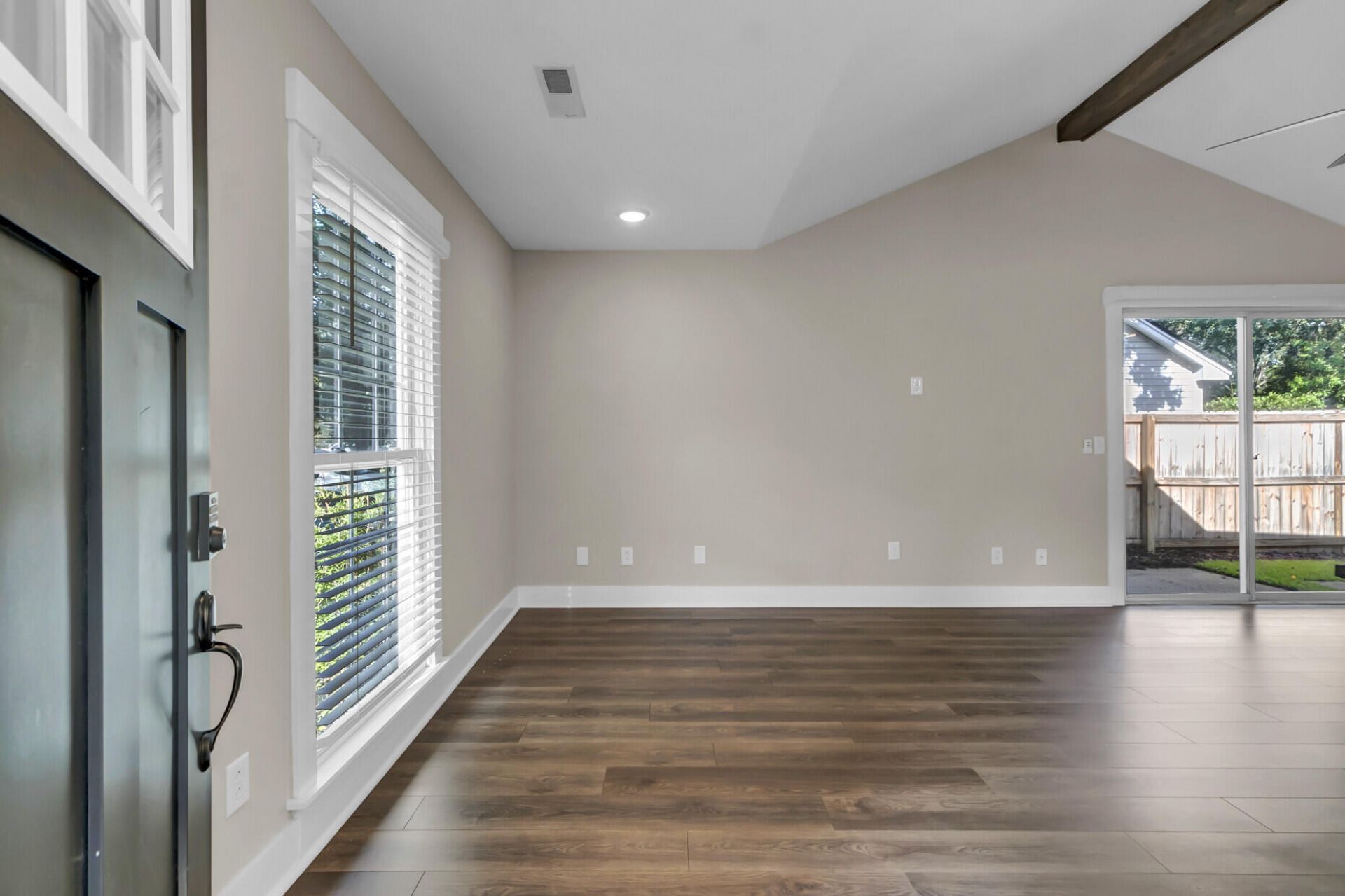 221 Alston Circle Photo 11