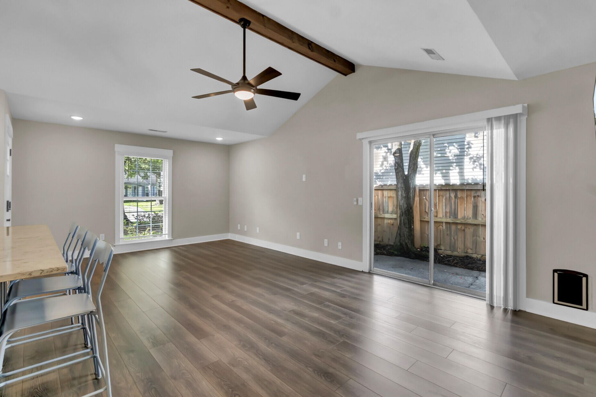 221 Alston Circle Photo 14