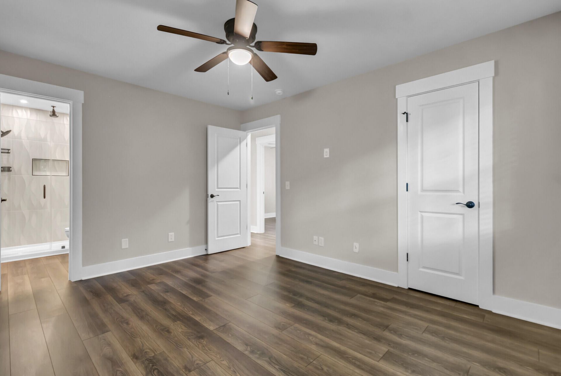 221 Alston Circle Photo 16