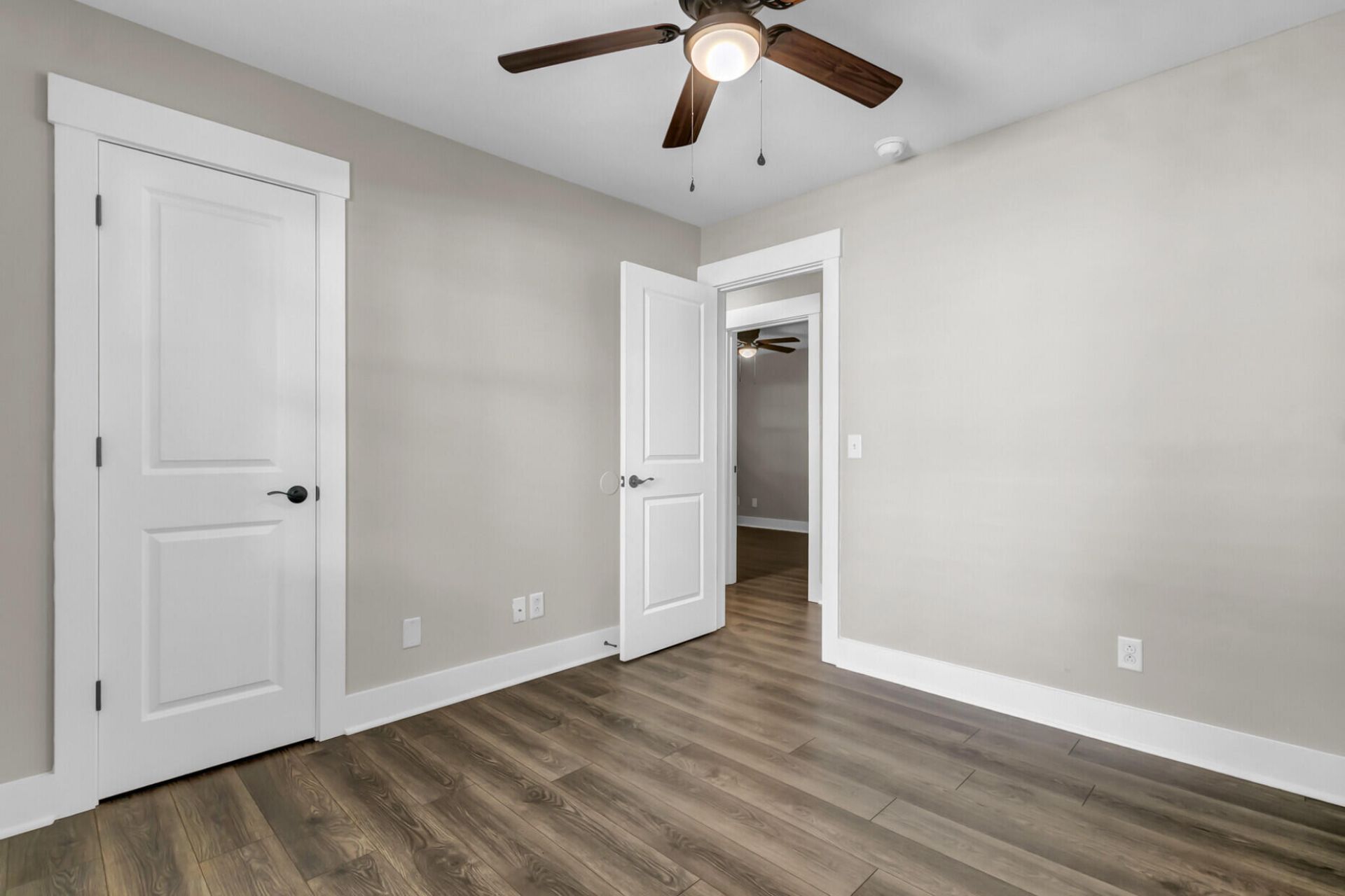 221 Alston Circle Photo 23