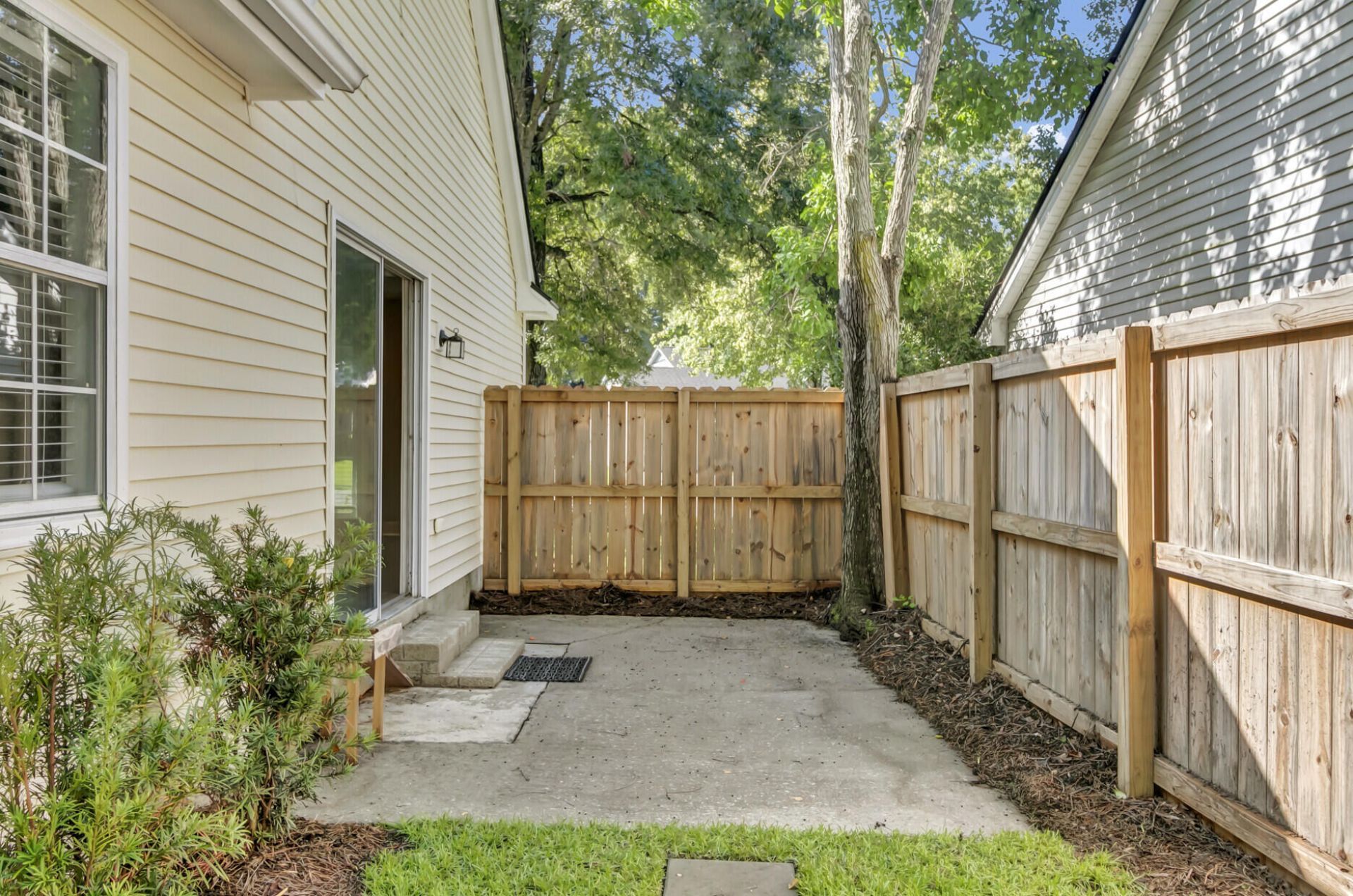 221 Alston Circle Photo 36