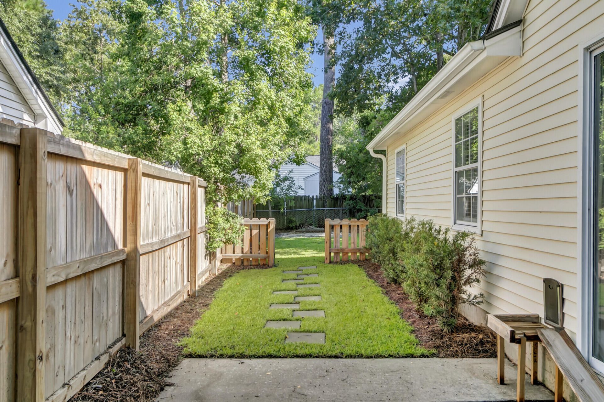 221 Alston Circle Photo 38