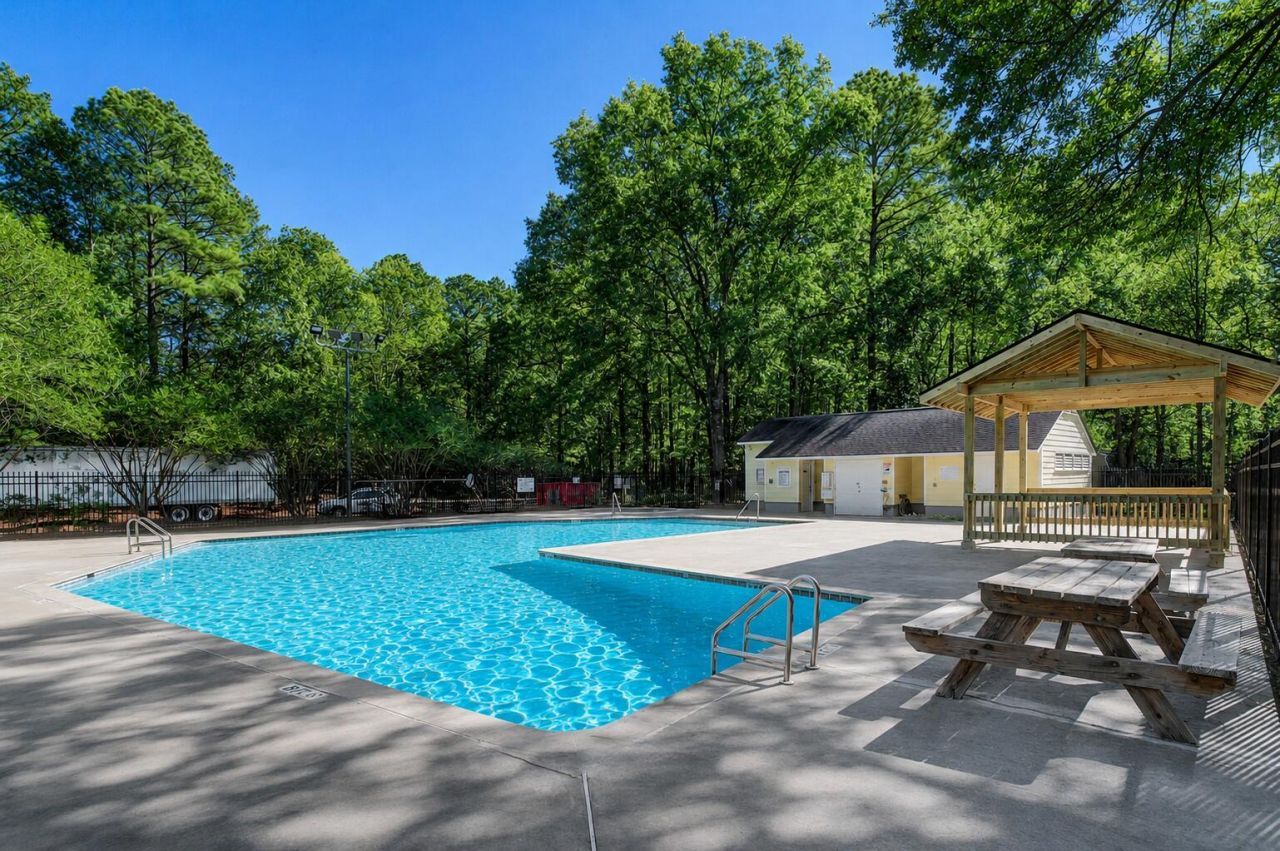 221 Alston Circle Photo 56