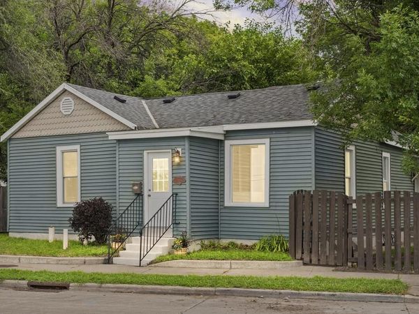 1313 South AVENUE, La Crosse, WI 54601
