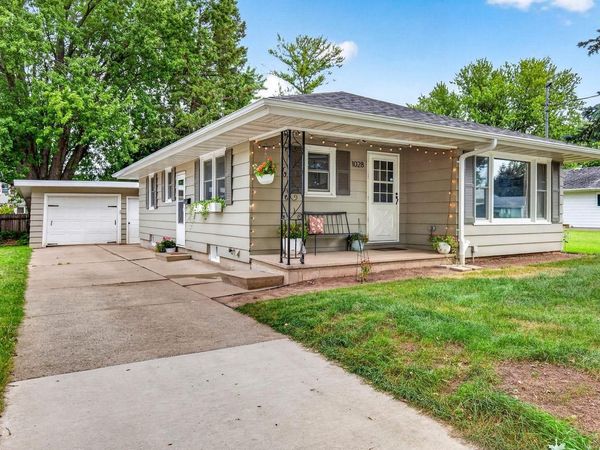1028 TYLER AVENUE, Oshkosh, WI 54902