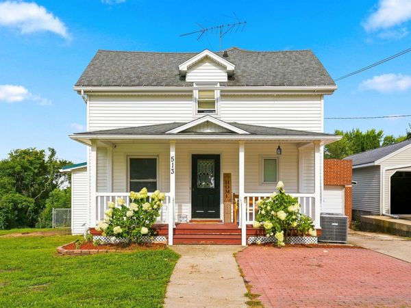 513 Commercial Street, Strawberry Point, IA 52076