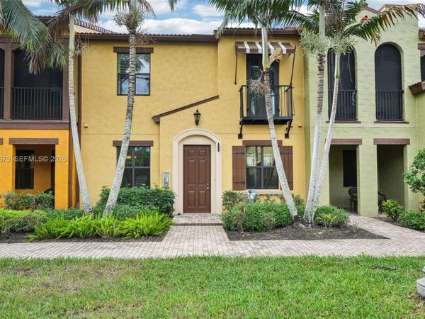 9064 N Capistrano St., Unit 5004, Naples, FL 34113