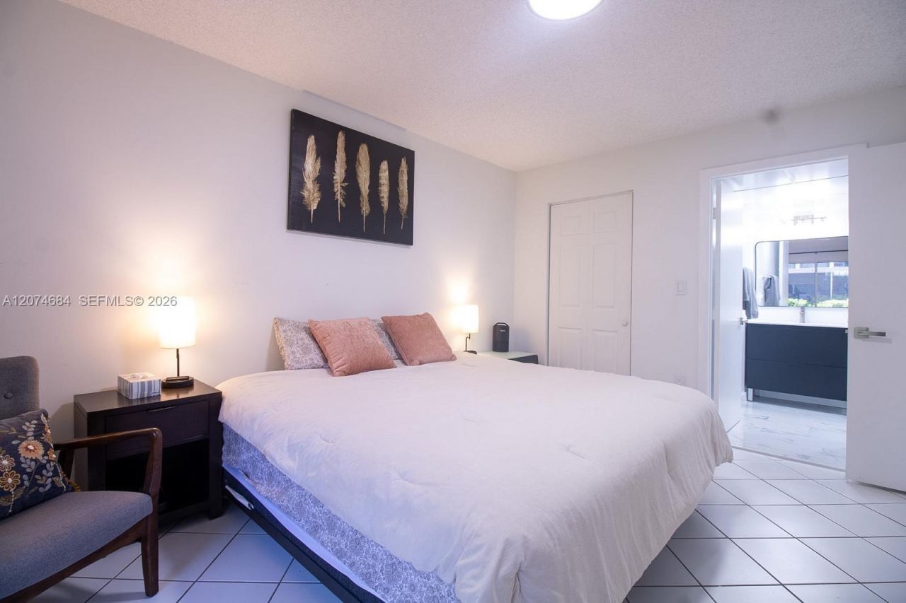 4760 NW 102nd Ave , Unit 103-12, Doral, FL 33178 Photo