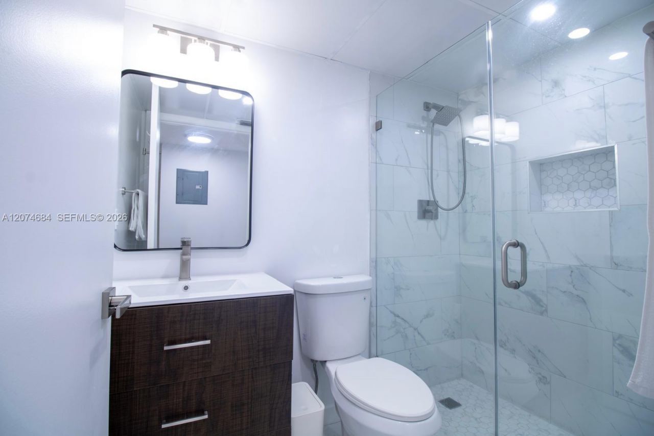 4760 NW 102nd Ave , Unit 103-12, Doral, FL 33178 Photo