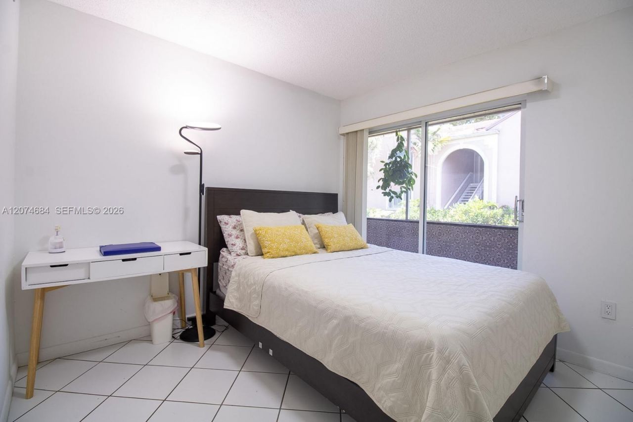 4760 NW 102nd Ave , Unit 103-12, Doral, FL 33178 Photo