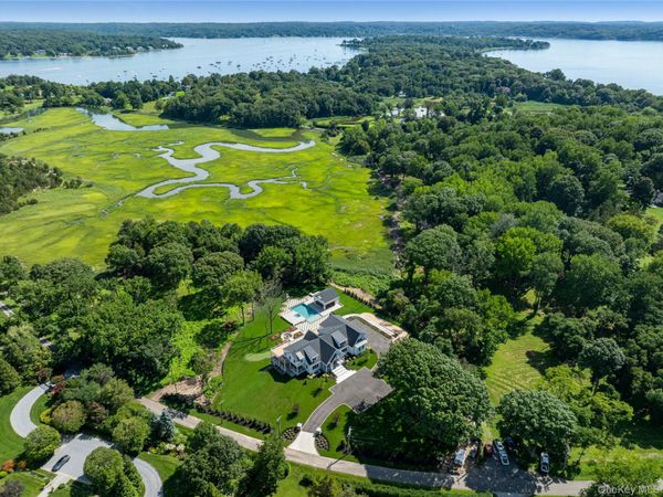 220 Beach Road , Centre Island, NY 11771