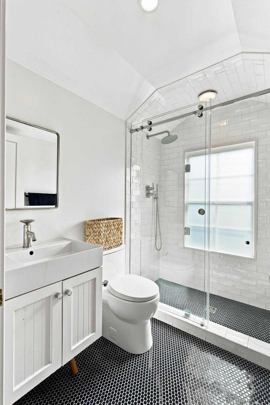 21 Lamboll Street Photo 44