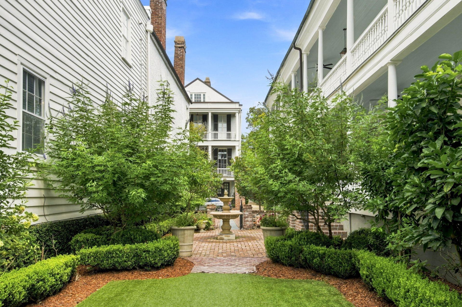 21 Lamboll Street Photo 61