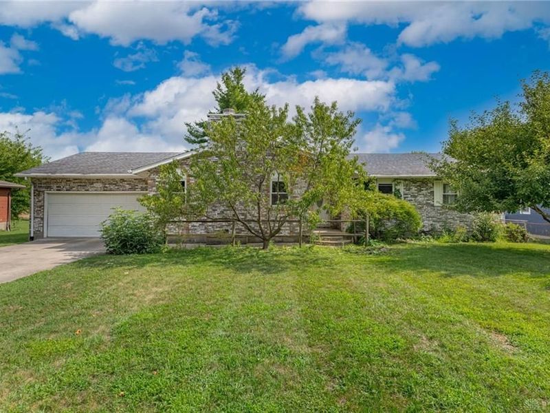 3449 North Drive, Beavercreek, OH 45432 Photo 2
