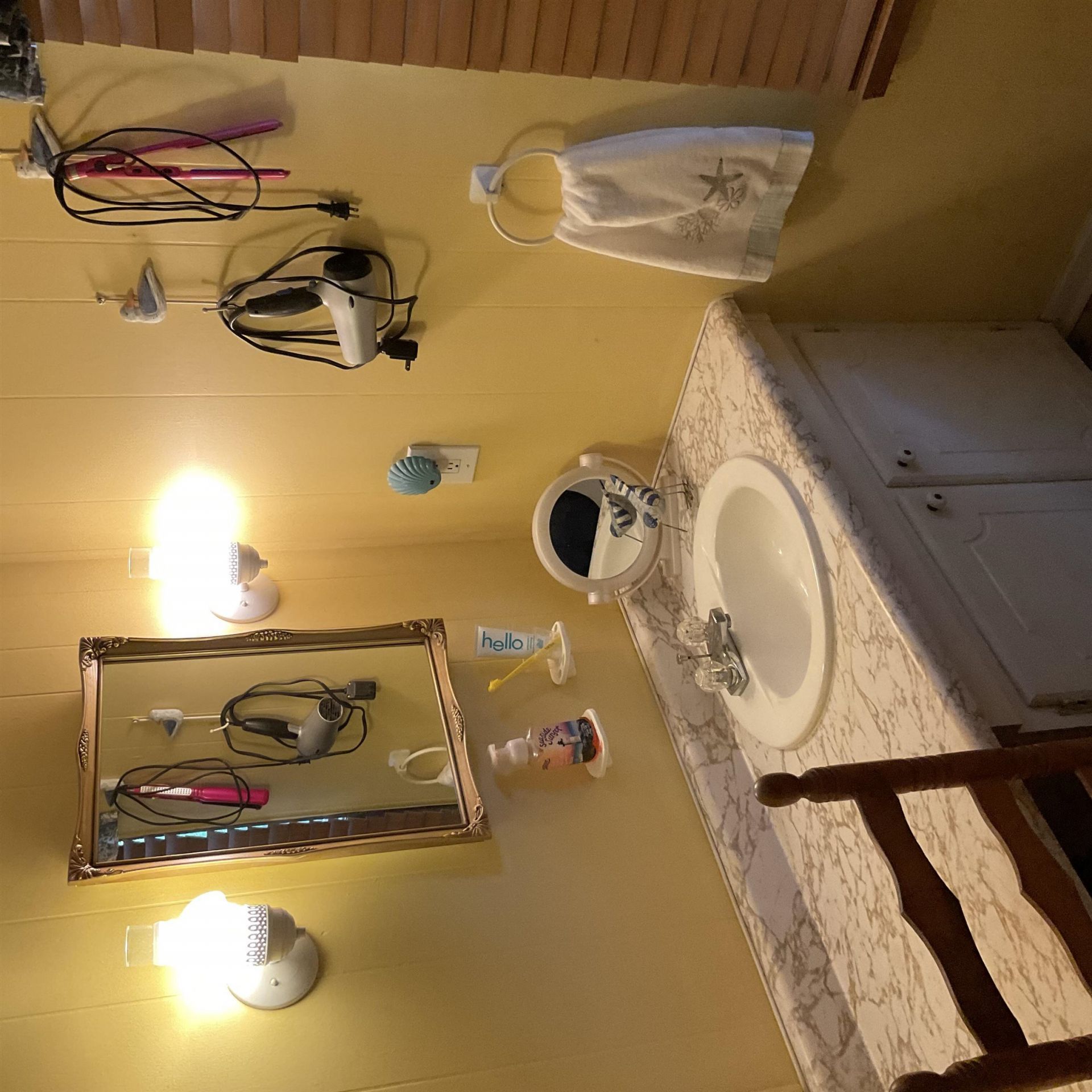 885 Hilander Dr.  Photo 13