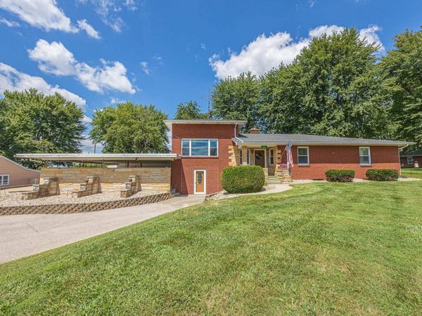1040 W 6th Street, Huntingburg, IN 47542