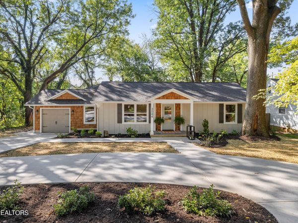3044 Kenilworth Lane, Knoxville, TN 37917