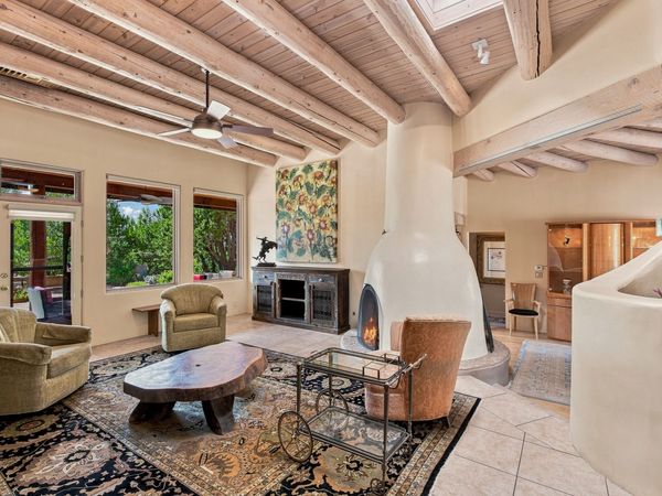112 Sunrise Drive E, Santa Fe, NM 87506
