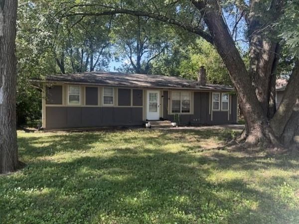 16713 E 3rd Terrace, Independence, MO 64056