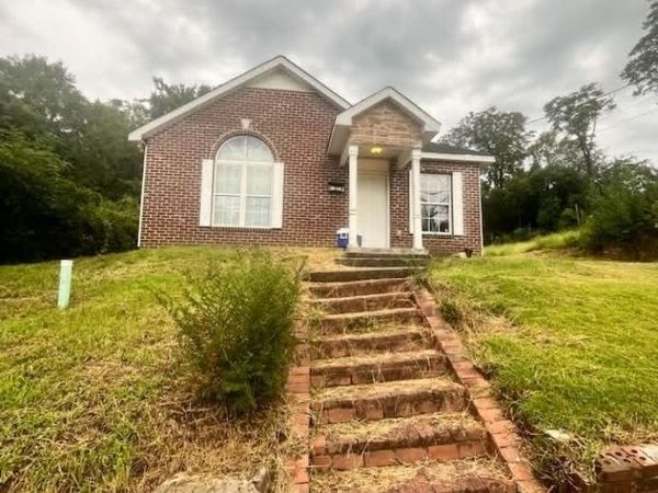 460 Elm Street, Macon, GA 31201