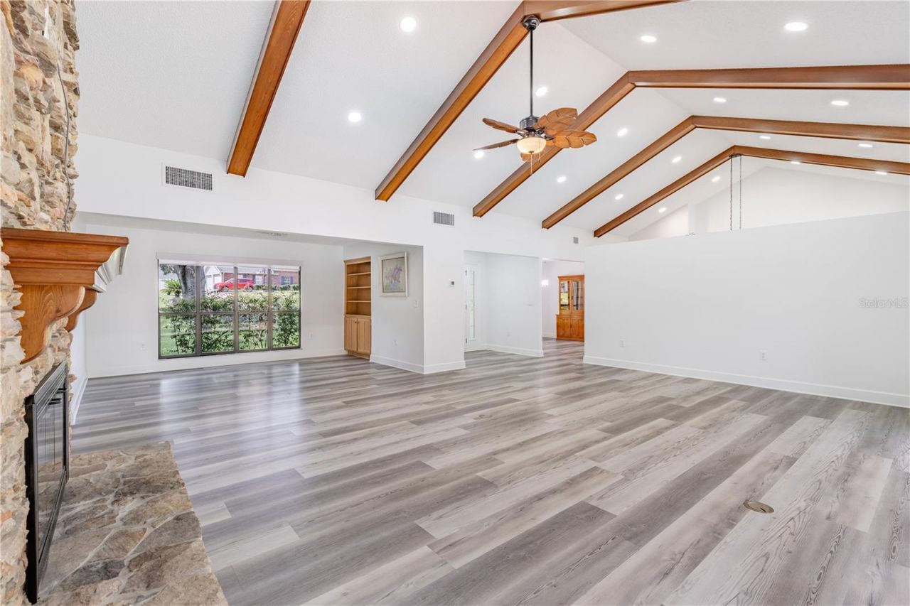 33816 Spring Drive, Leesburg, FL 34788 Photo