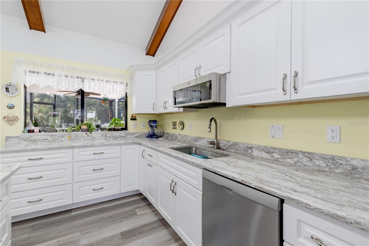 33816 Spring Drive , Leesburg, FL 34788 Photo
