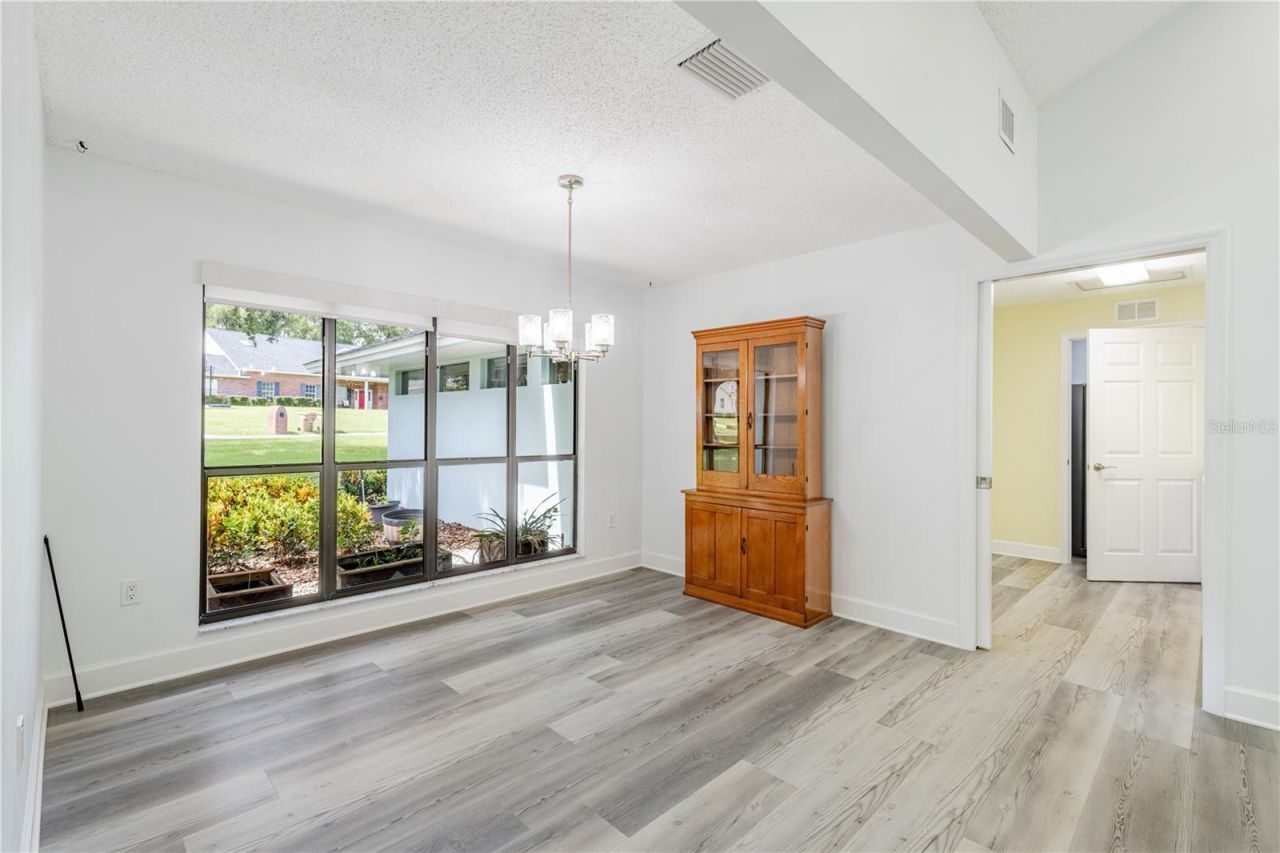 33816 Spring Drive, Leesburg, FL 34788 Photo