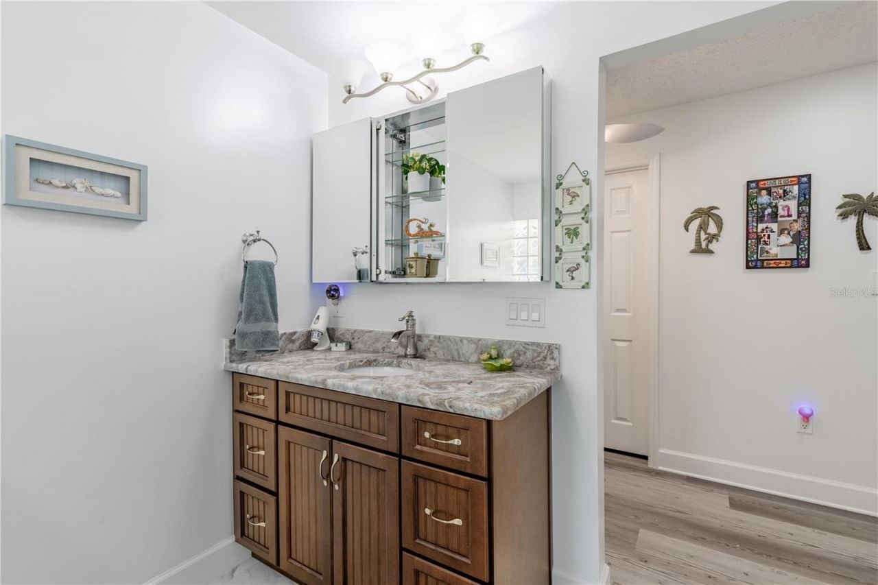 33816 Spring Drive , Leesburg, FL 34788 Photo
