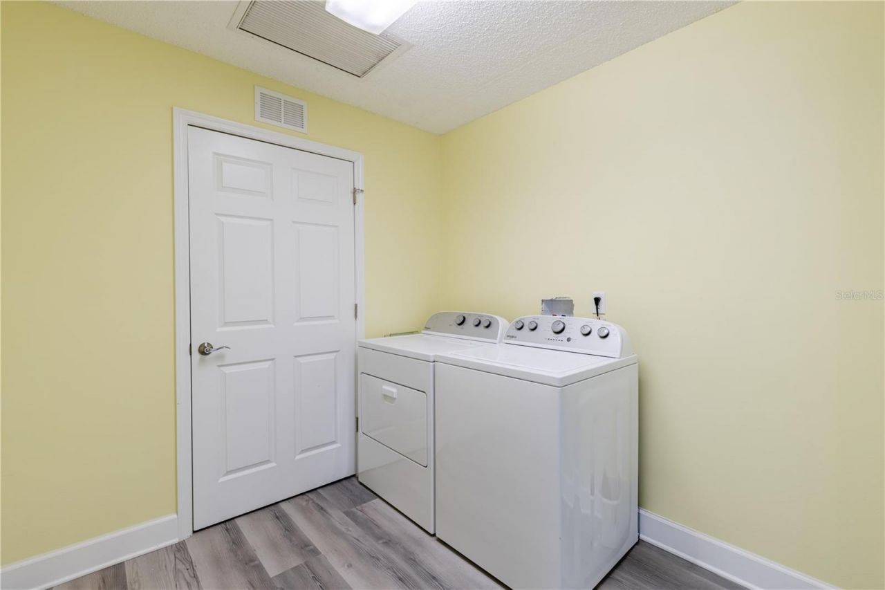 33816 Spring Drive, Leesburg, FL 34788 Photo