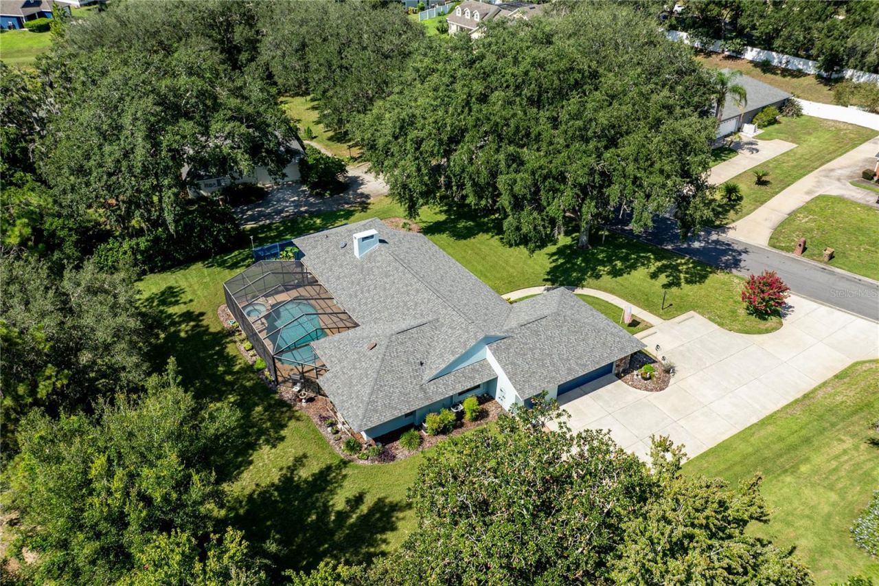 33816 Spring Drive , Leesburg, FL 34788 Photo