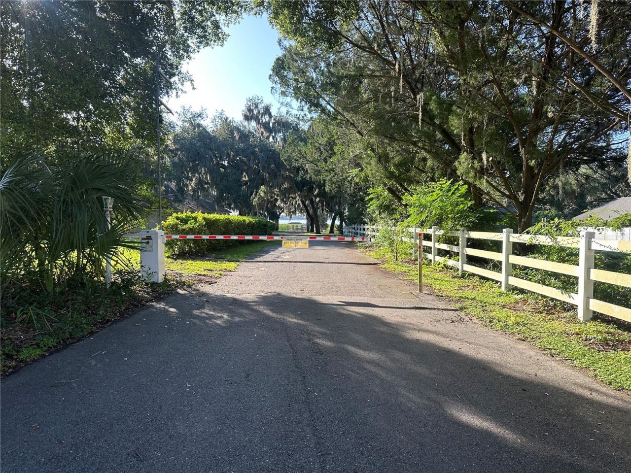 33816 Spring Drive, Leesburg, FL 34788 Photo