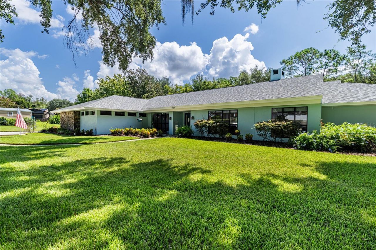 33816 Spring Drive , Leesburg, FL 34788 Photo