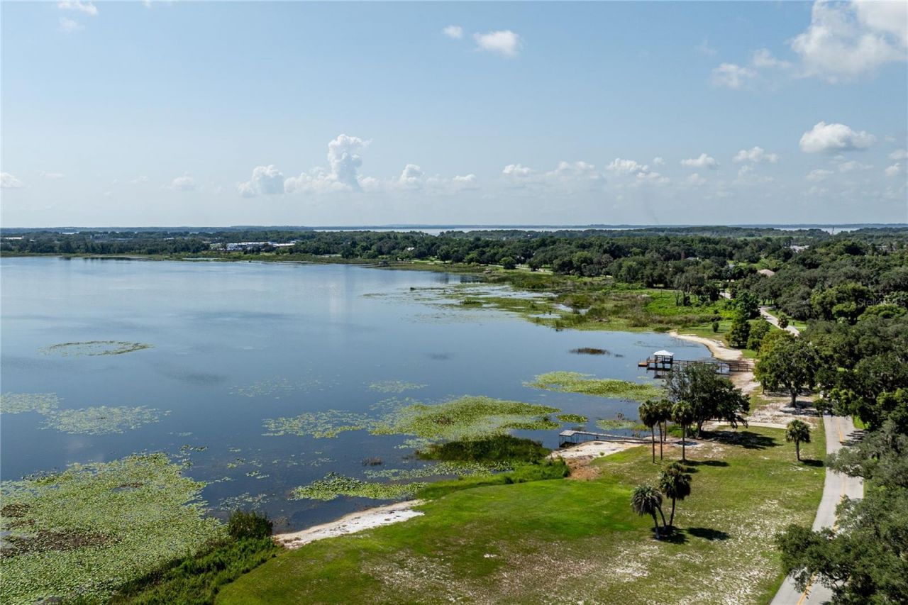 33816 Spring Drive , Leesburg, FL 34788 Photo
